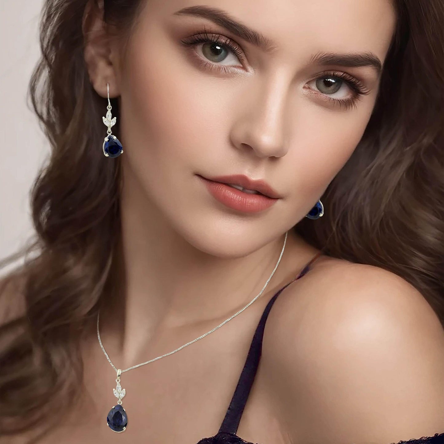 Halssmycke med Safir och Topas